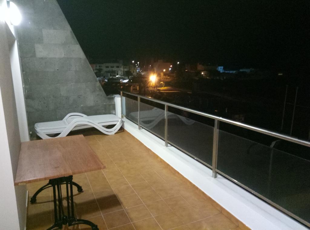 Apartamento Primera Linea De Playa Puerto de las Lajas المظهر الخارجي الصورة